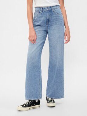 Gap Women's 6/28 Light Wash High Rise SuperSoft Wide-Leg Jeans 60% off Retail